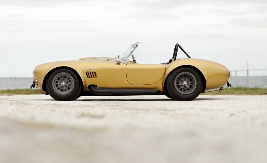  Shelby Cobra 427 S/C Competition (Mk III) 1965 года  (фото 2 из 18)